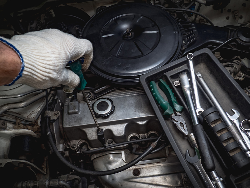 Anahtar kullanımı sırasında kazara yaralanmalar nasıl önlenir?